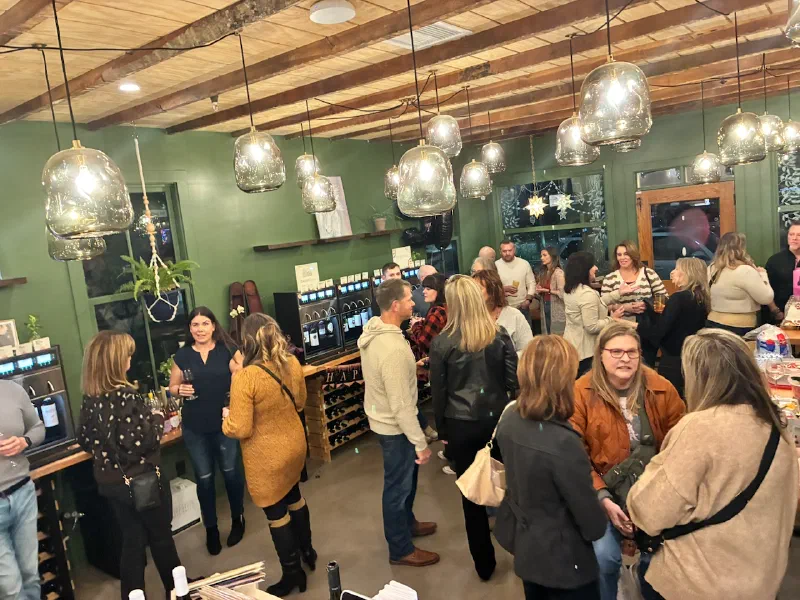 How an Ohio Wine Lounge Turned Regulars Into Members